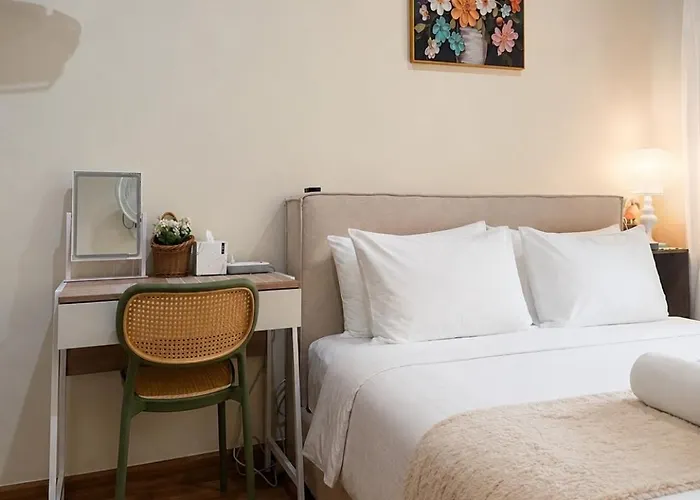 8 Bedroom Family Sleeps 20 Near Safari World Villa Bangkok